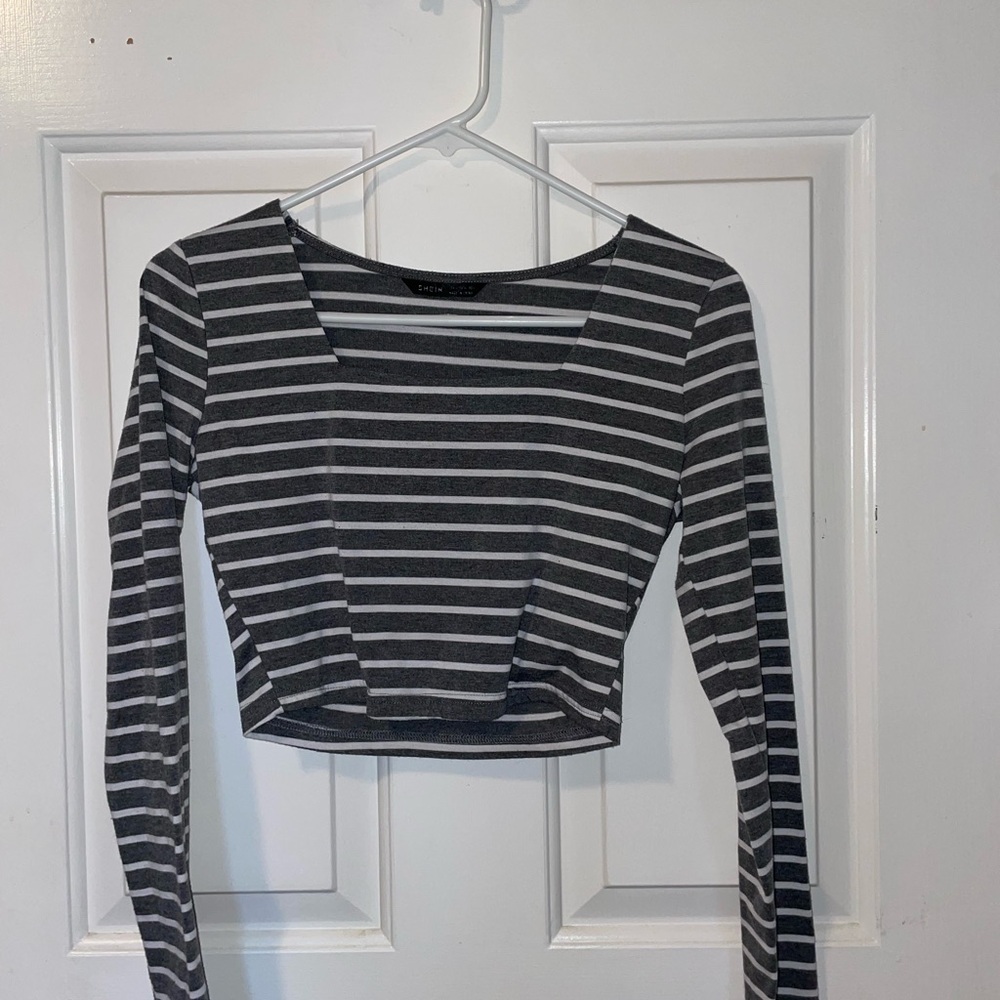 SHEIN Black and White Fitted Crop Blouse